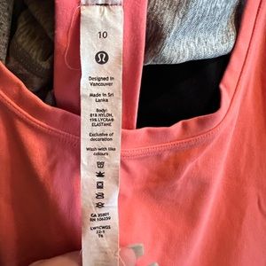 Lululemon tank top
